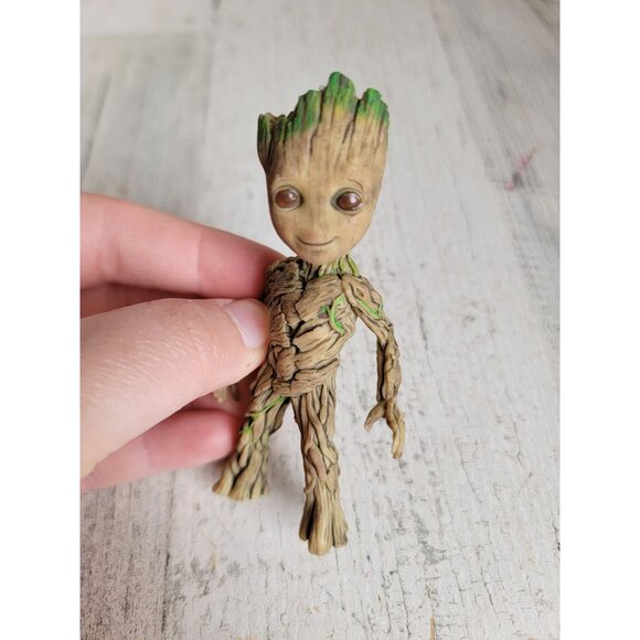 Hallmark I am Groot Marvel Infinity Saga ornament Xmas - Picture 4 of 6